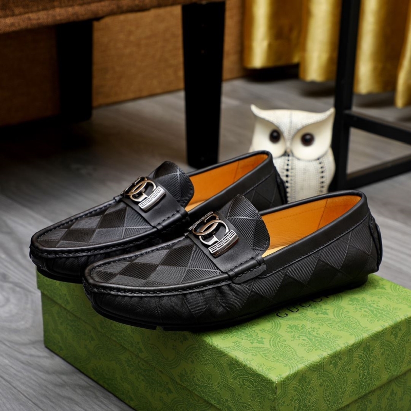 G*u*i leather shoes